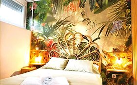 New Tropic Malaka Home